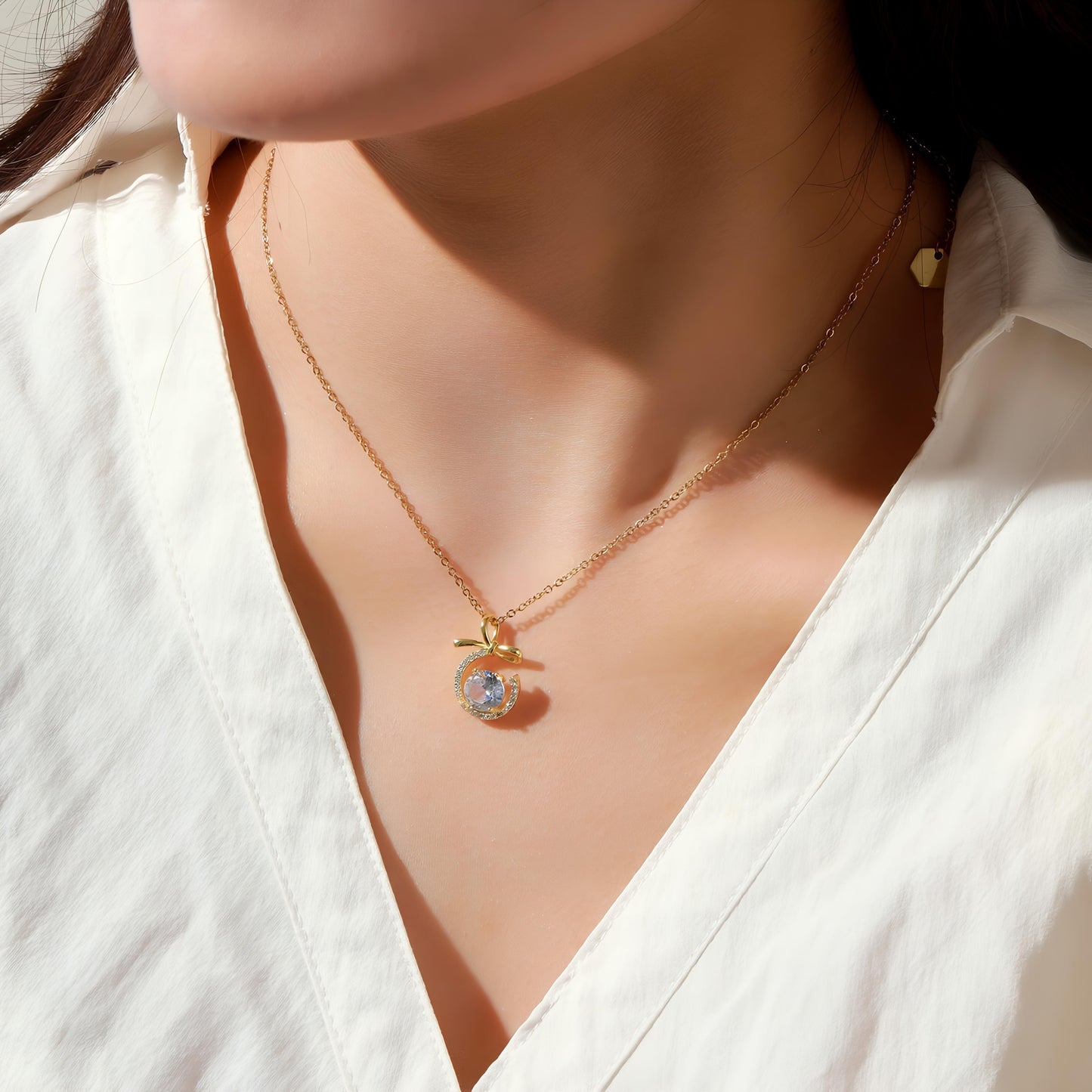 Noor Diamond Necklace by GLEAMY