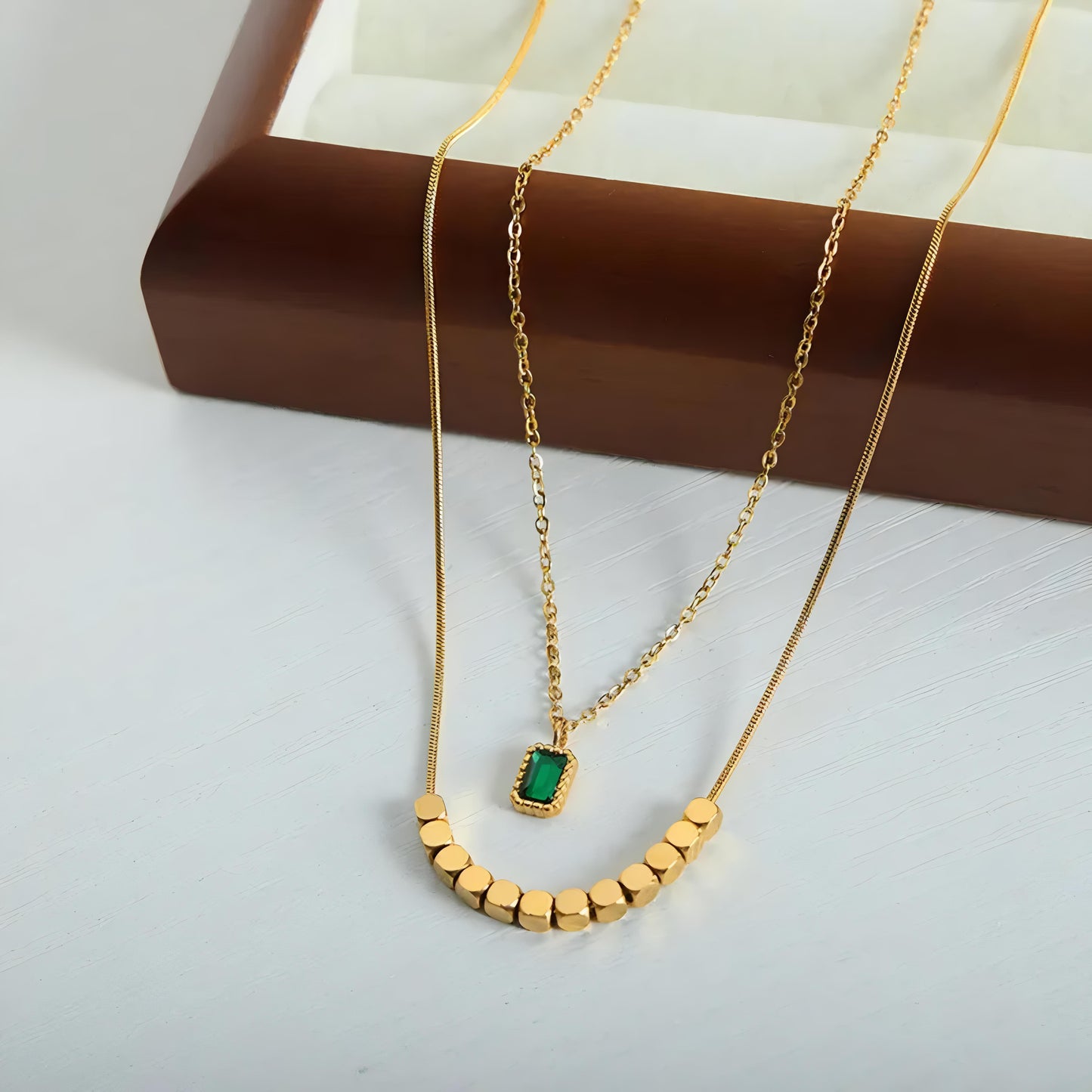 Emerald Vine Necklace - Gold by GLEAMY