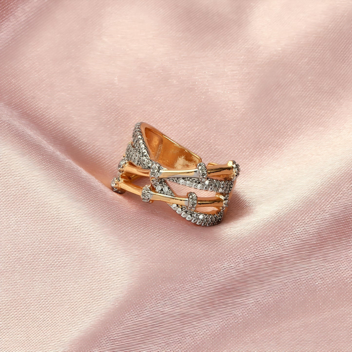 Irya Diamond Ring by GLEAMY
