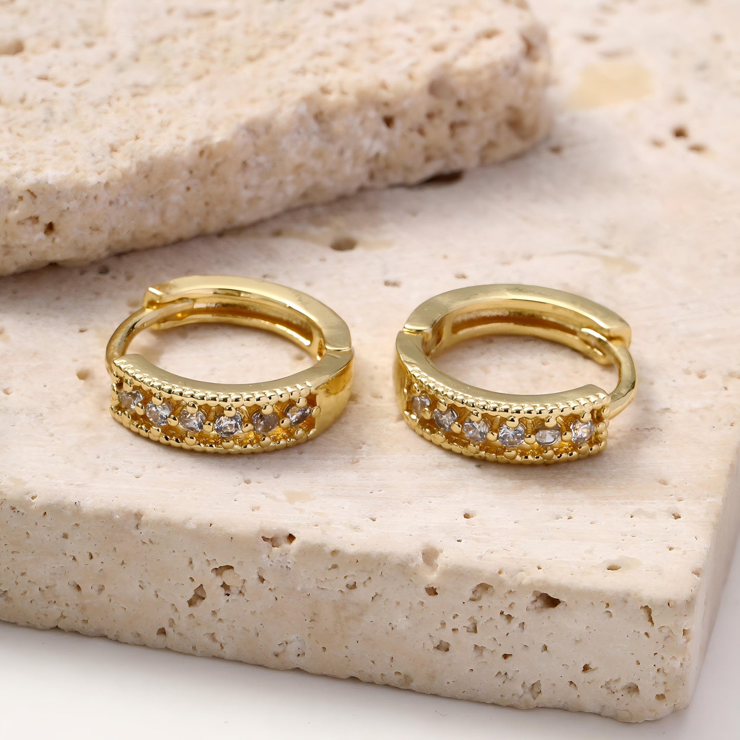 shining line of stones Earring by GLEAMY