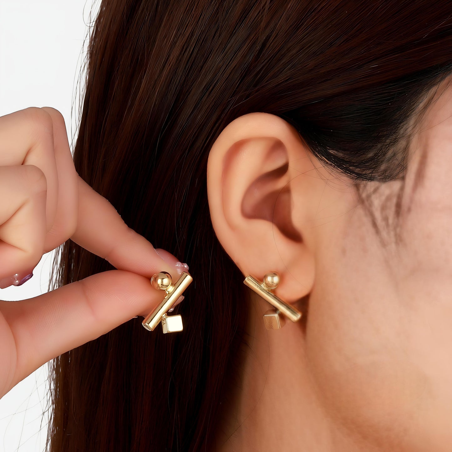 Symmetry Split Earrings by GLEAMY