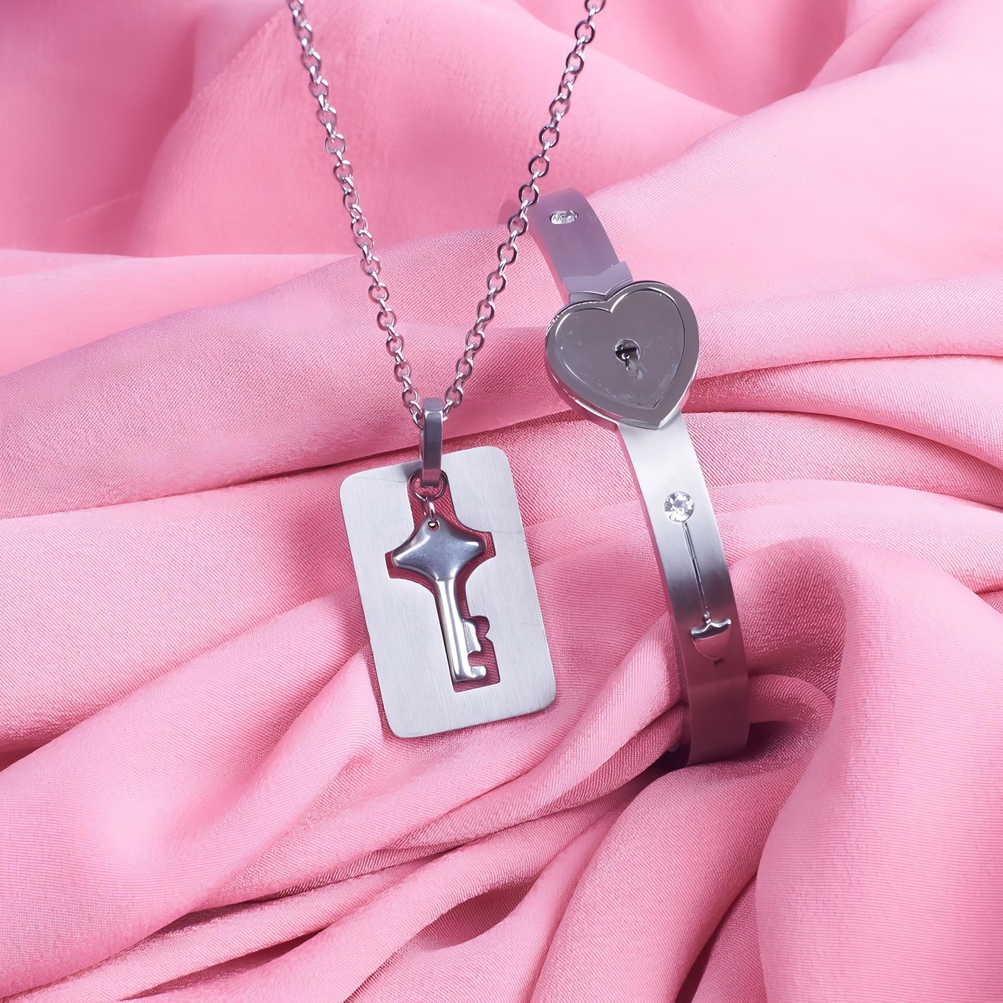 Silver Lock and Key Love Bracelet and Necklace set by GLEAMY
