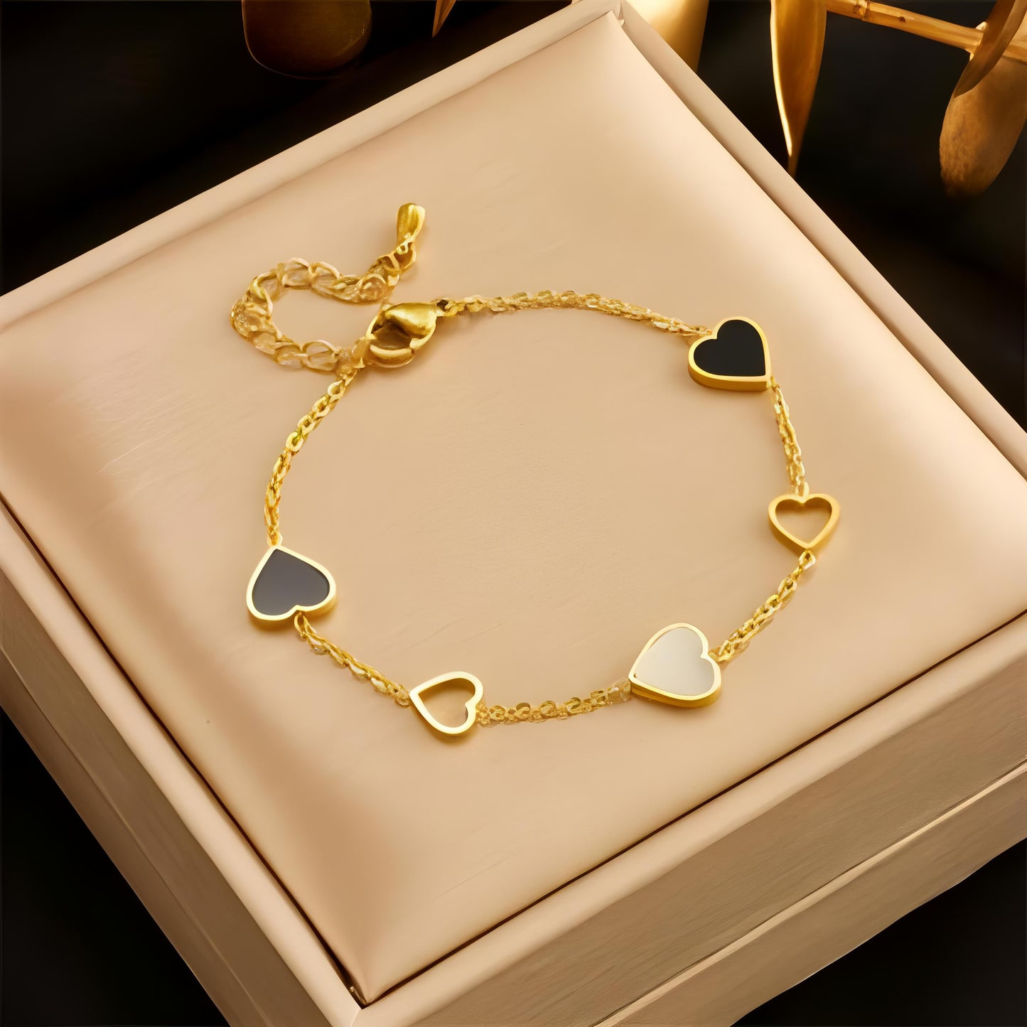 Everlasting Love Bracelet By Gleamy