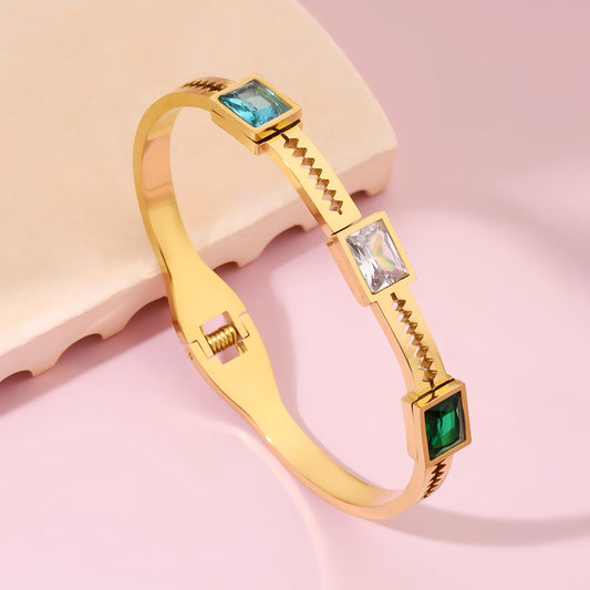 Idyllic Gold Bracelet by GLEAMY