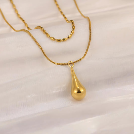 Falling for You Layered Necklace by GLEAMY