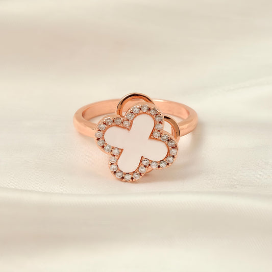 Arcelia White Clover Spinner Ring by GLEAMY