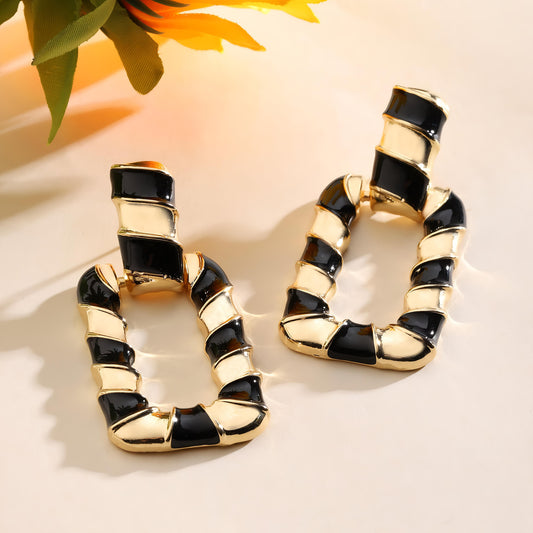 Gleaming Black Luxury Gold Earring by GLEAMY