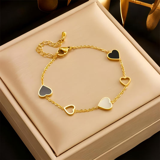 Everlasting Love Bracelet By Gleamy